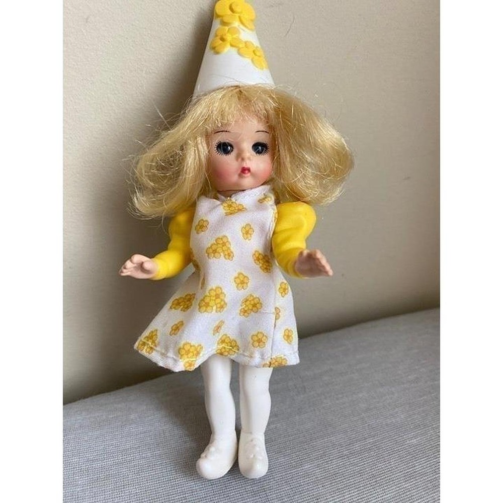 Madame Alexander McDonald's Wizard Of Oz Doll Daisy Munchkin Replace 5" sku12